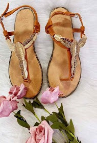 Sandaler med guldblade